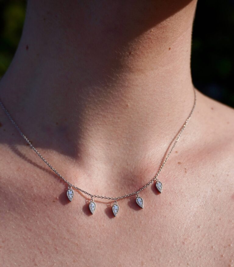 Collier Aurora